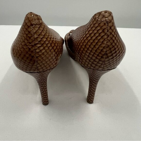 Arturo Chiang Alexis Textured‎ Leather Peep Toe Pumps Size 8 - Picture 5 of 13